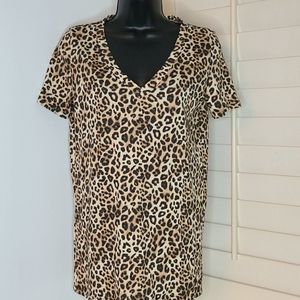 VS Pink Cheetah Print XS Tee Shirt NWT